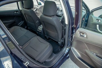 Peugeot 308 1.6 HDI 112KM Automat Panorama Navi Full Opcja - Zdjęcie #11