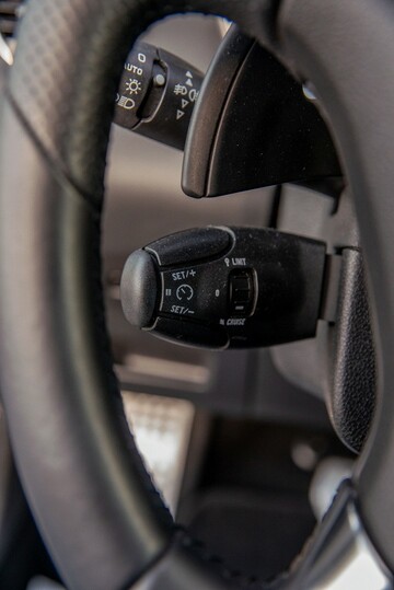 Peugeot 308 1.6 HDI 112KM Automat Panorama Navi Full Opcja - Zdjęcie #18