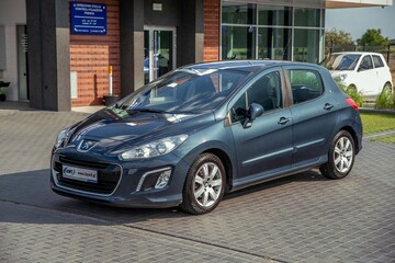 Peugeot 308 1.6 HDI 112KM Automat Panorama Navi Full Opcja - Zdjęcie #30