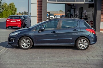 Peugeot 308 1.6 HDI 112KM Automat Panorama Navi Full Opcja - Zdjęcie #4